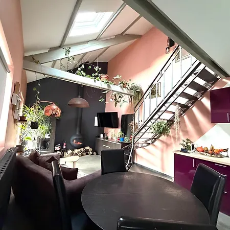 Hébergement de vacances La Petite Maison Cocooning Et Son Petit Jardin Cosy *