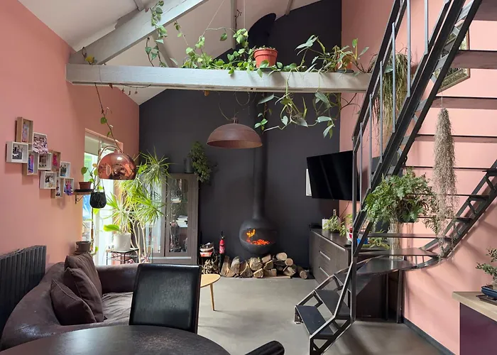 La Petite Maison Cocooning Et Son Petit Jardin Cosy *