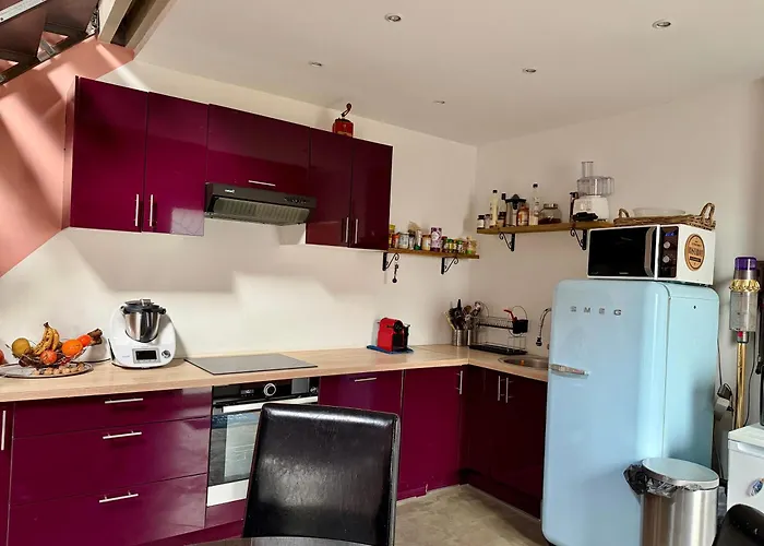 Hébergement de vacances La Petite Maison Cocooning Et Son Petit Jardin Cosy *